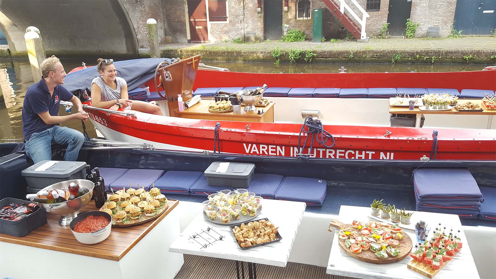 Tapas Sail Away bij GrachtenAtelier, een van de leukste groepsactiviteiten van Utrecht